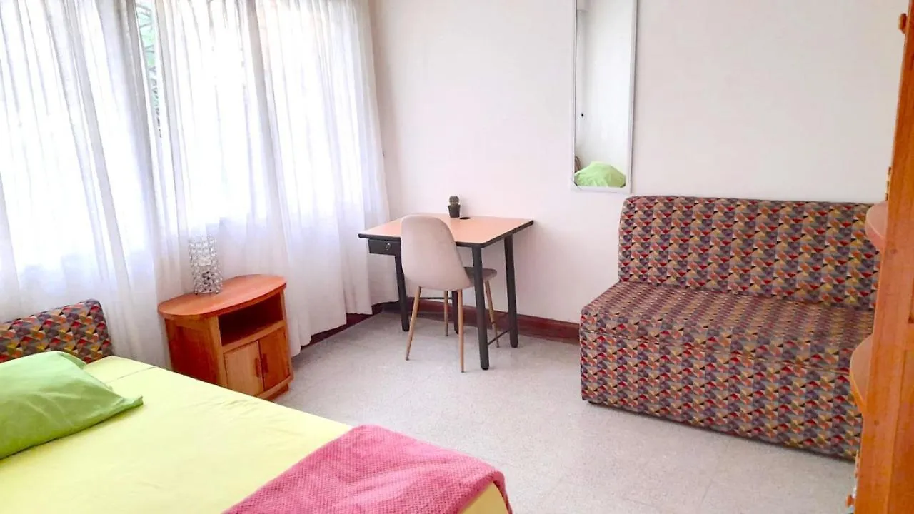 Holiday home Hostal Saveva Para Grupos Familias Estudiantes Y Deportistas Medellin